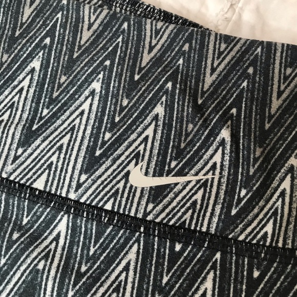 Nike Womens Leggings Size M - Picture 3 of 4